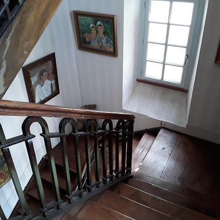 La Suite Du Peintre Oloron-Sainte-Marie Exterior photo
